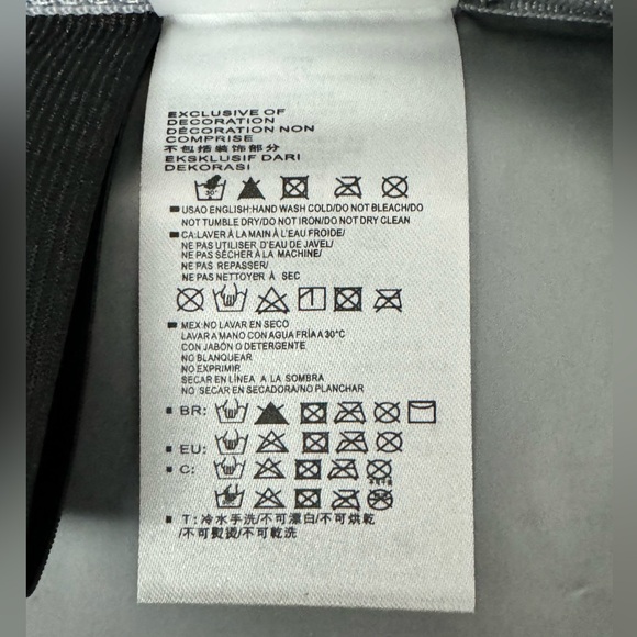 NIKE Youth/Adult Insulated Lunch Box Tote Bag Black & Silver - Picture 4 of 6